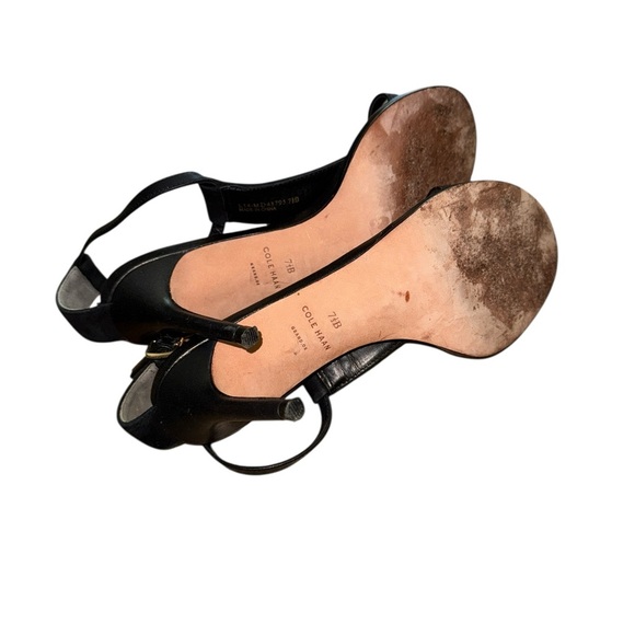 Cole Hann T Strap Suede Heels - Picture 4 of 4